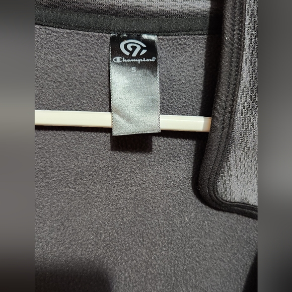 Champyion asymmetrical zipper athletic jacket size small black - Picture 6 of 6